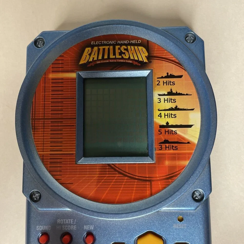 Battleship Electronic Handheld Game Pocket Size Milton Bradley (Hasbro, 2002)